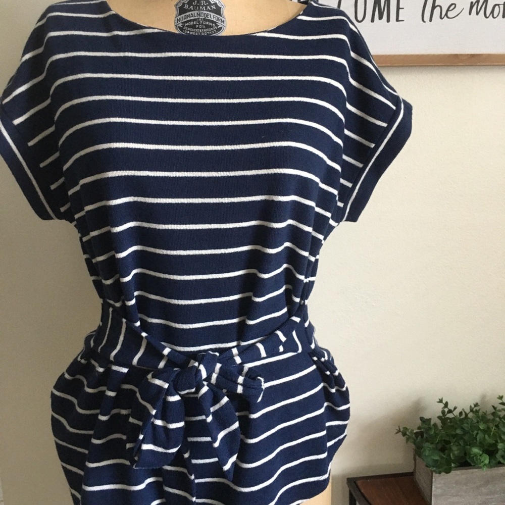 Navy & White Short-Sleeved Sweater